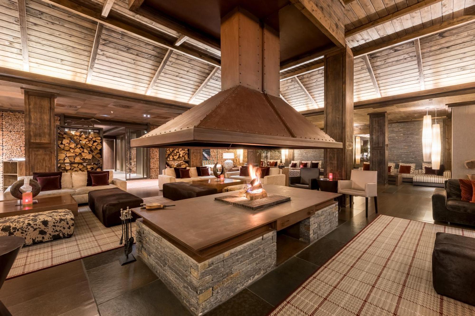 Hotel Val De Neu G.L. Baqueira Beret Exteriör bild