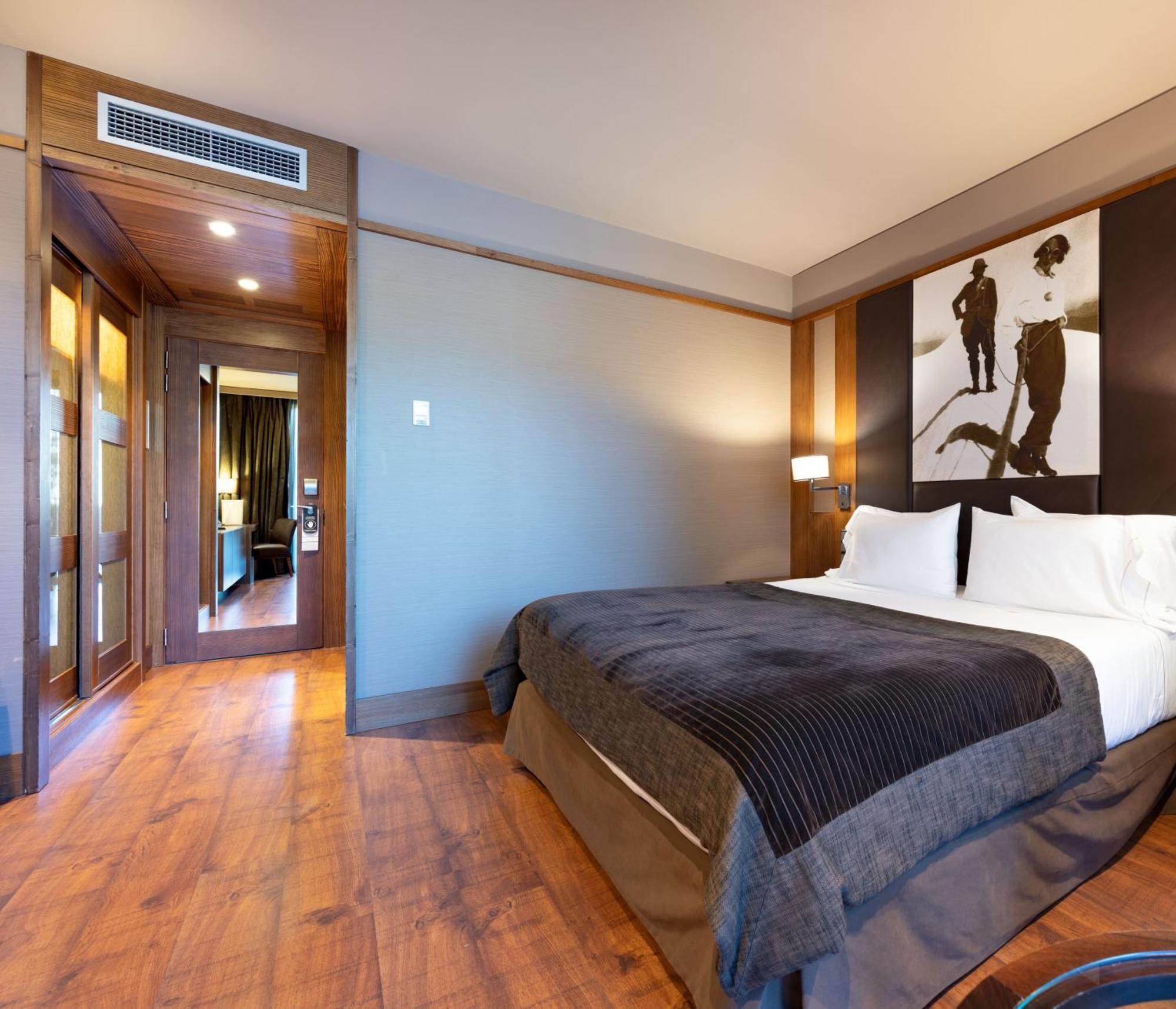 Hotel Val De Neu G.L. Baqueira Beret Exteriör bild
